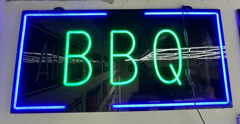 NEON-BBQ