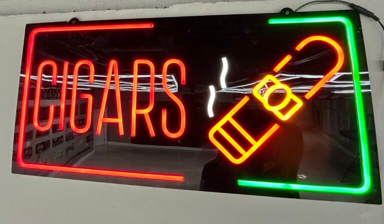NEON-CIGAR