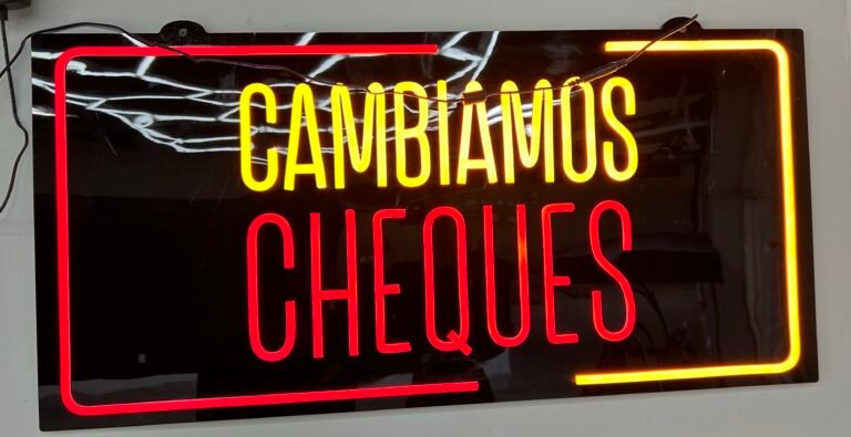 NEON-CAMBIAMOS CHEQUE