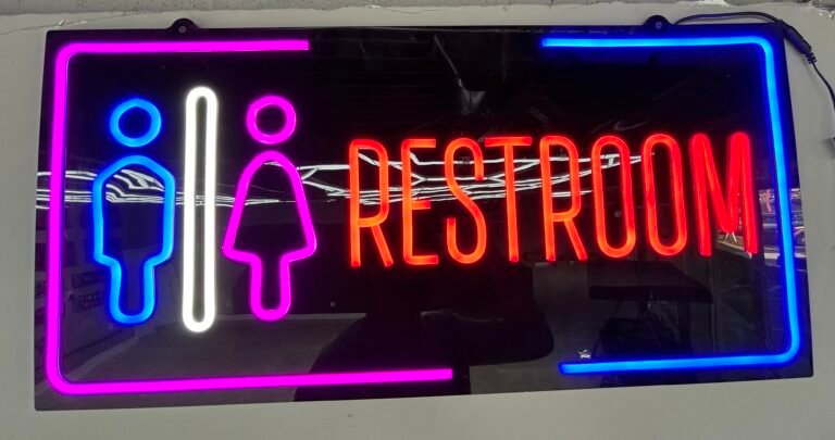 NEON-RESTROOM