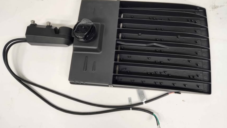 SLIP FITTER, LED Shoebox Light 300W AC120-277V - Image 3