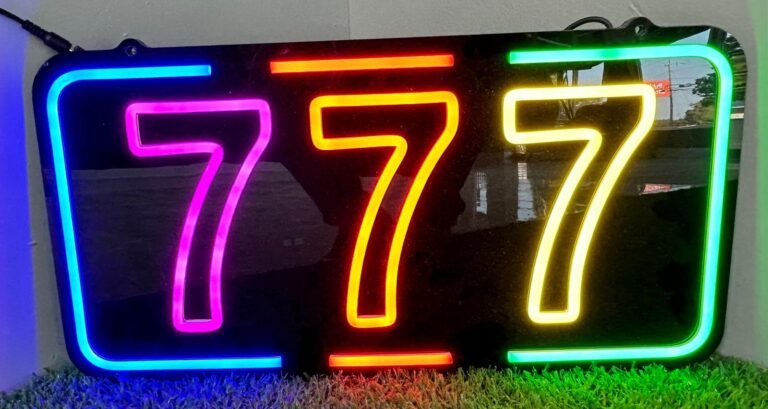 NEON-777-S